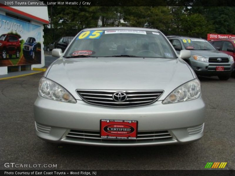 Lunar Mist Metallic / Gray 2005 Toyota Camry LE