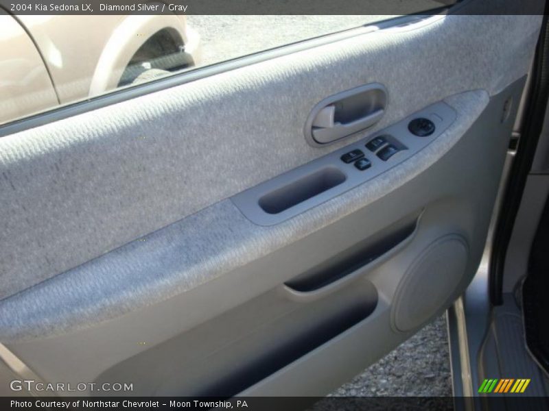 Diamond Silver / Gray 2004 Kia Sedona LX