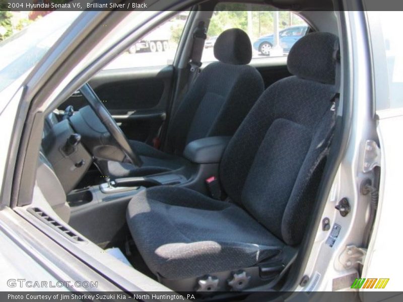 Brilliant Silver / Black 2004 Hyundai Sonata V6