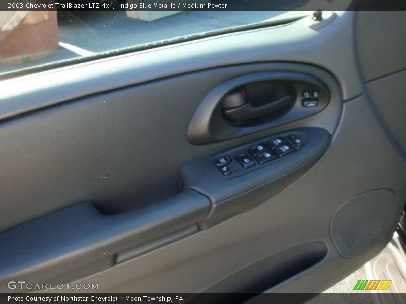 Indigo Blue Metallic / Medium Pewter 2003 Chevrolet TrailBlazer LTZ 4x4