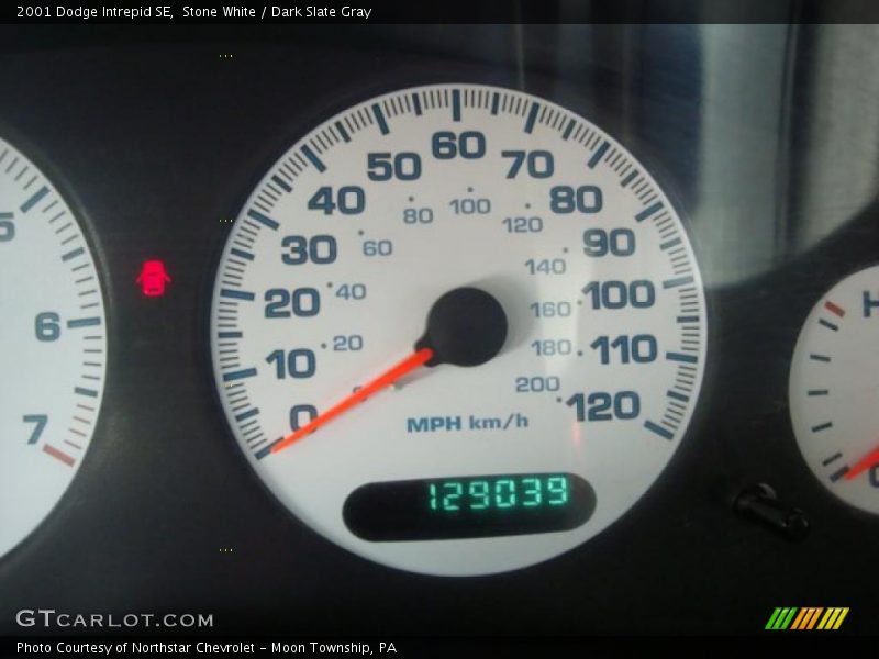 Stone White / Dark Slate Gray 2001 Dodge Intrepid SE