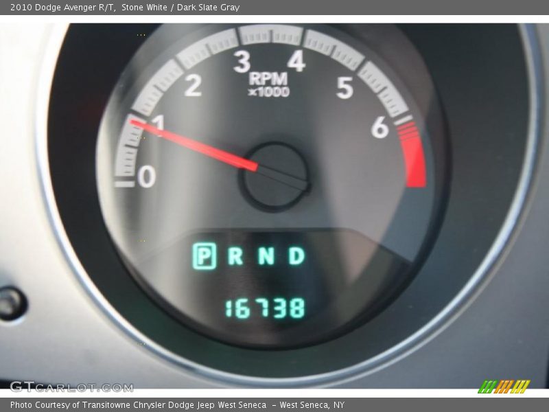 Stone White / Dark Slate Gray 2010 Dodge Avenger R/T