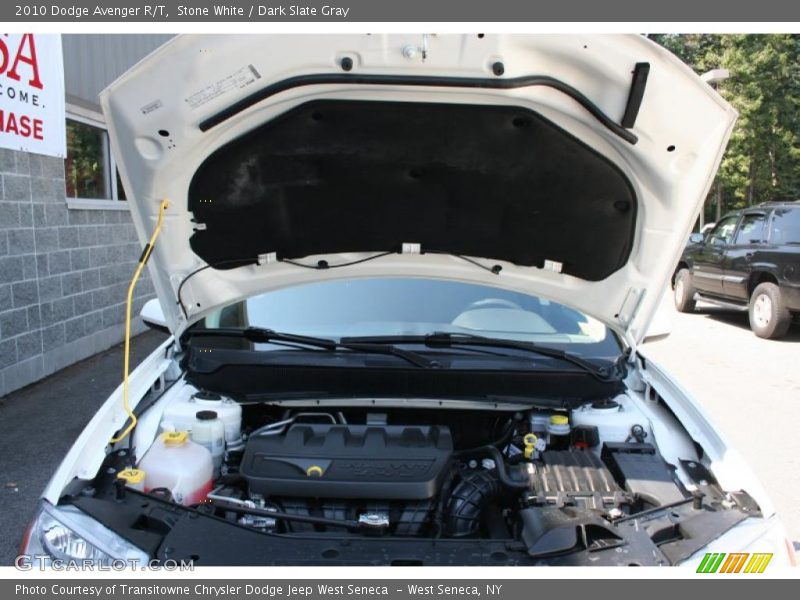 Stone White / Dark Slate Gray 2010 Dodge Avenger R/T