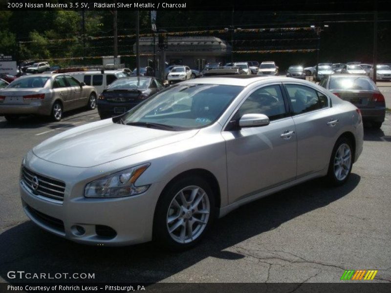 Radiant Silver Metallic / Charcoal 2009 Nissan Maxima 3.5 SV
