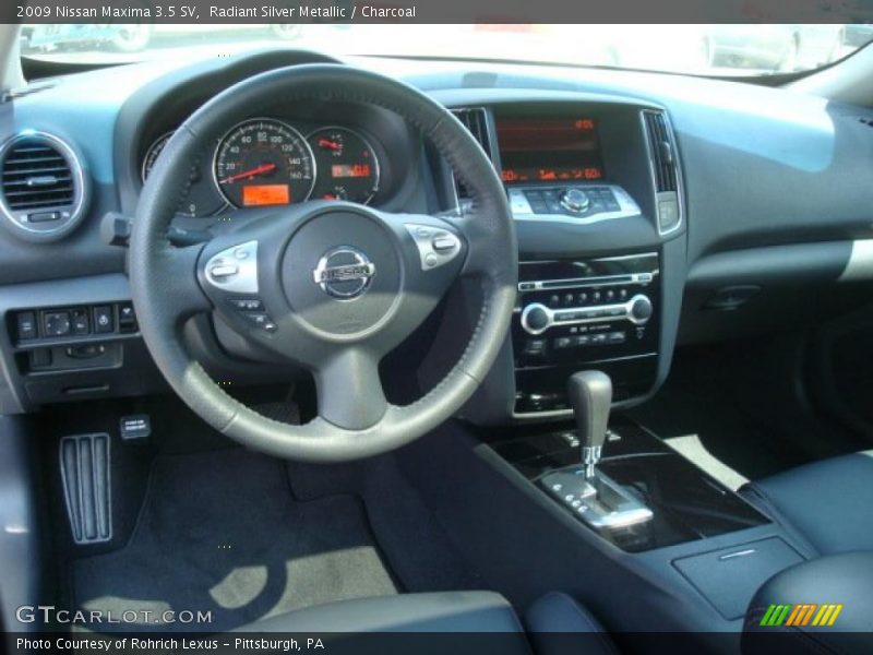 Radiant Silver Metallic / Charcoal 2009 Nissan Maxima 3.5 SV