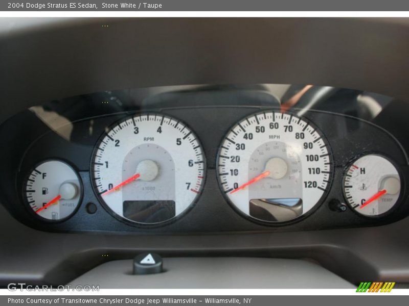 Stone White / Taupe 2004 Dodge Stratus ES Sedan