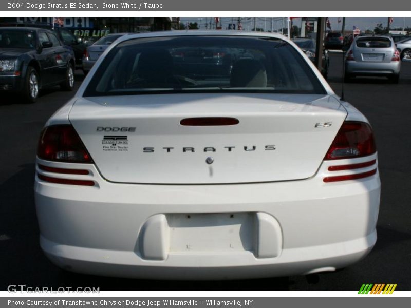 Stone White / Taupe 2004 Dodge Stratus ES Sedan