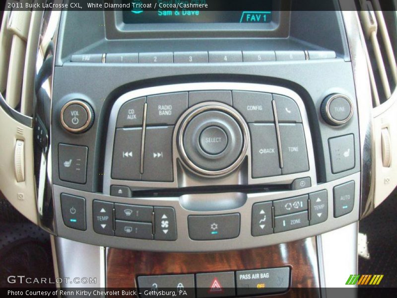 White Diamond Tricoat / Cocoa/Cashmere 2011 Buick LaCrosse CXL