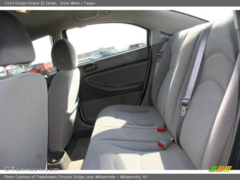 Stone White / Taupe 2004 Dodge Stratus ES Sedan