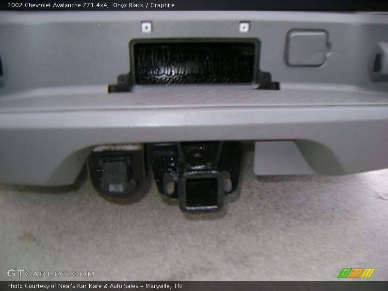 Onyx Black / Graphite 2002 Chevrolet Avalanche Z71 4x4