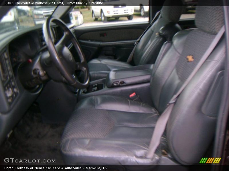 Onyx Black / Graphite 2002 Chevrolet Avalanche Z71 4x4