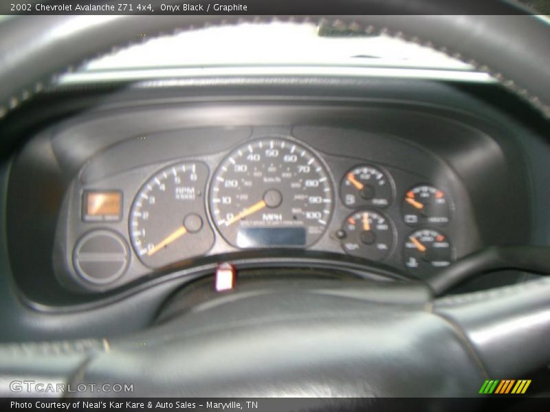 Onyx Black / Graphite 2002 Chevrolet Avalanche Z71 4x4