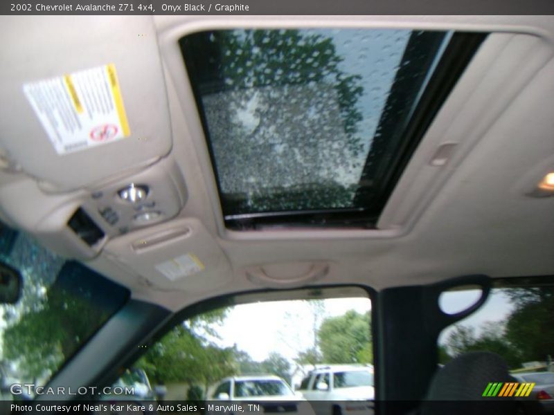 Onyx Black / Graphite 2002 Chevrolet Avalanche Z71 4x4