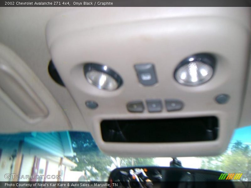 Onyx Black / Graphite 2002 Chevrolet Avalanche Z71 4x4