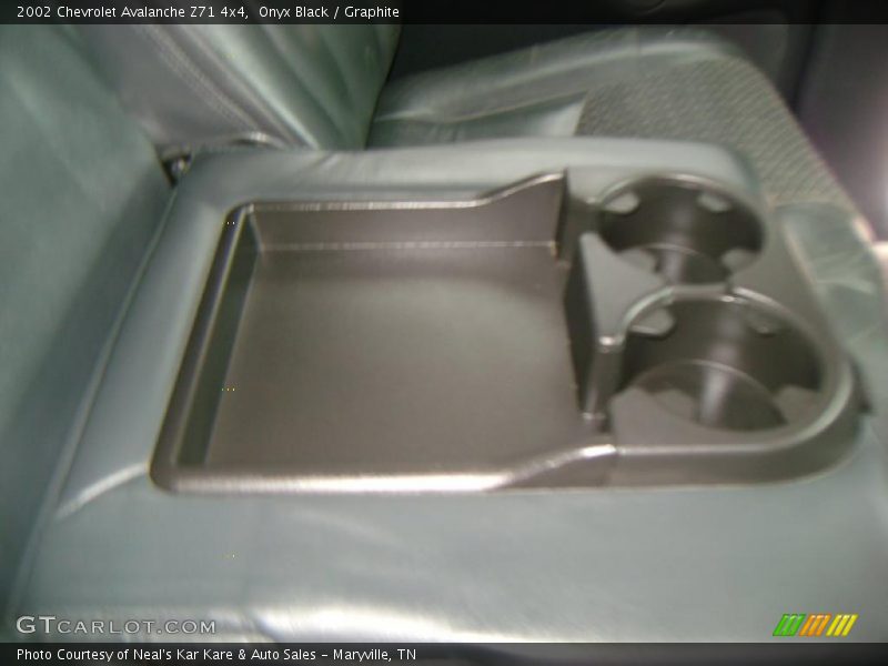 Onyx Black / Graphite 2002 Chevrolet Avalanche Z71 4x4