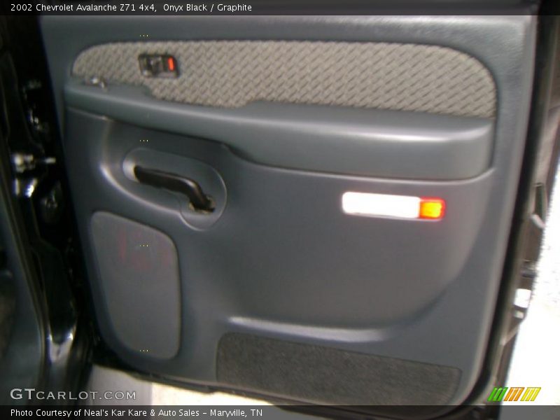 Onyx Black / Graphite 2002 Chevrolet Avalanche Z71 4x4
