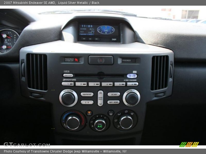 Liquid Silver Metallic / Black 2007 Mitsubishi Endeavor SE AWD
