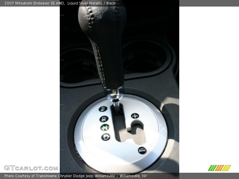 Liquid Silver Metallic / Black 2007 Mitsubishi Endeavor SE AWD