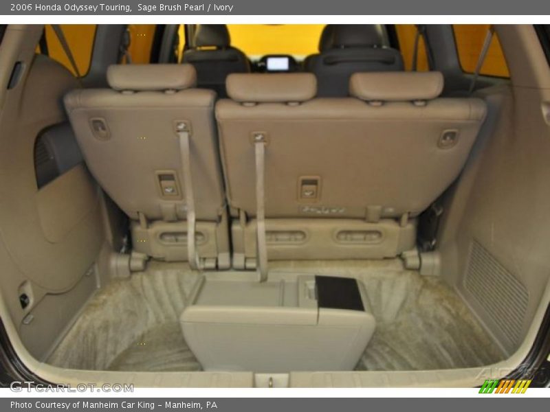 Sage Brush Pearl / Ivory 2006 Honda Odyssey Touring