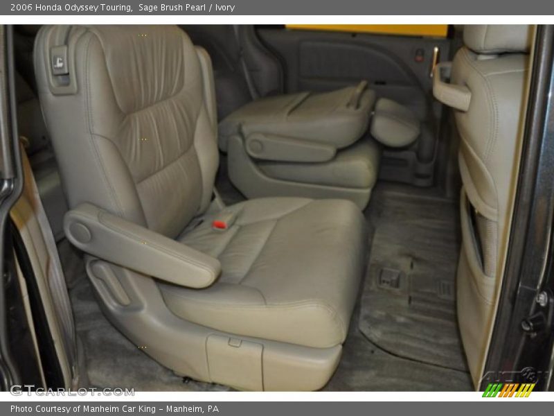 Sage Brush Pearl / Ivory 2006 Honda Odyssey Touring