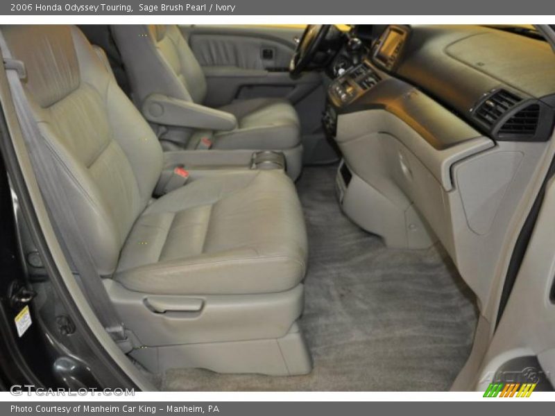 Sage Brush Pearl / Ivory 2006 Honda Odyssey Touring