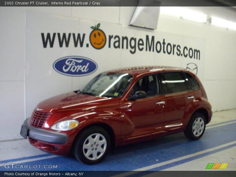 Inferno Red Pearlcoat / Gray 2002 Chrysler PT Cruiser