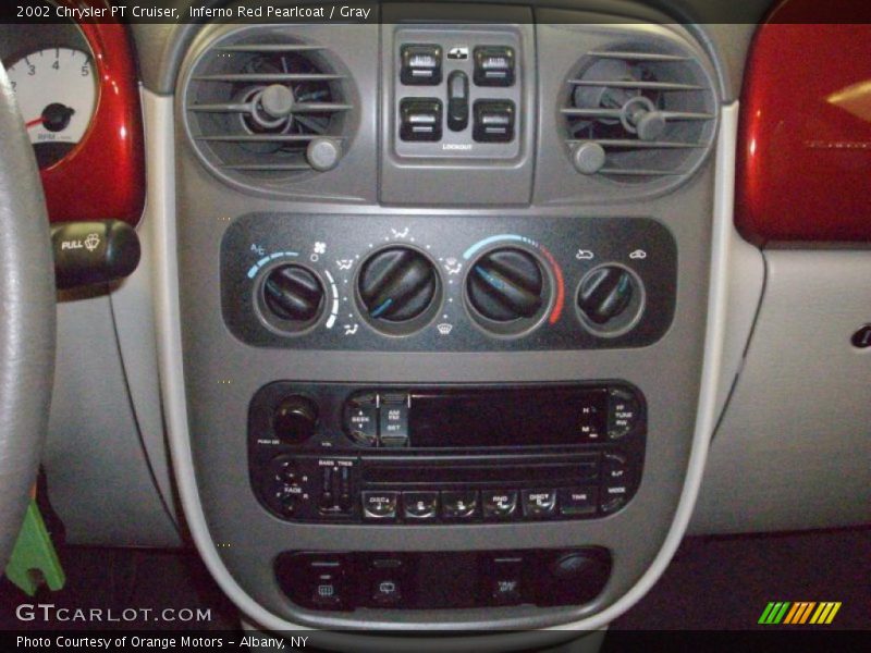 Inferno Red Pearlcoat / Gray 2002 Chrysler PT Cruiser