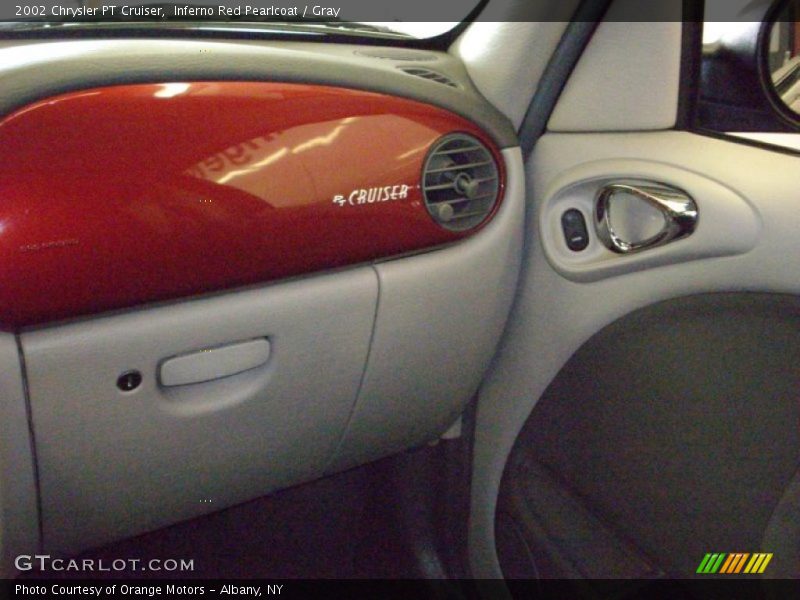 Inferno Red Pearlcoat / Gray 2002 Chrysler PT Cruiser
