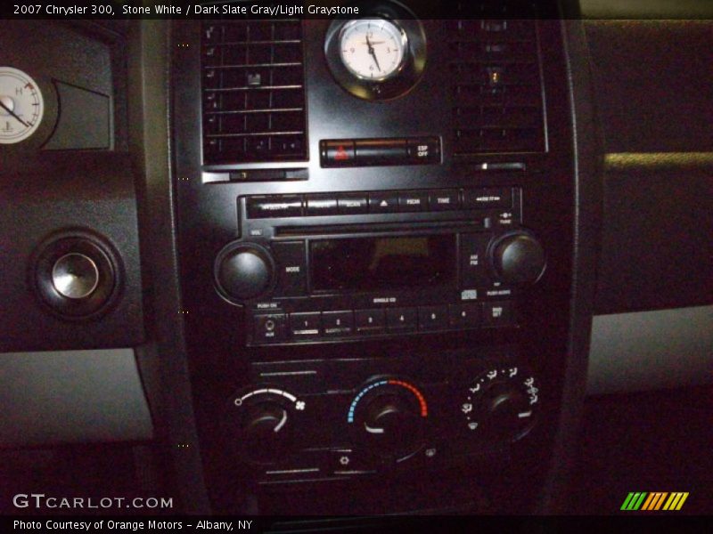 Stone White / Dark Slate Gray/Light Graystone 2007 Chrysler 300
