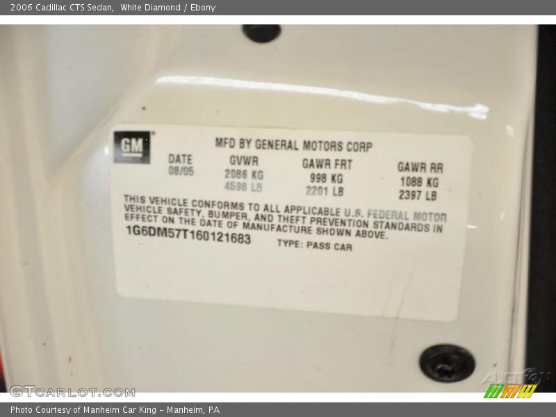 White Diamond / Ebony 2006 Cadillac CTS Sedan