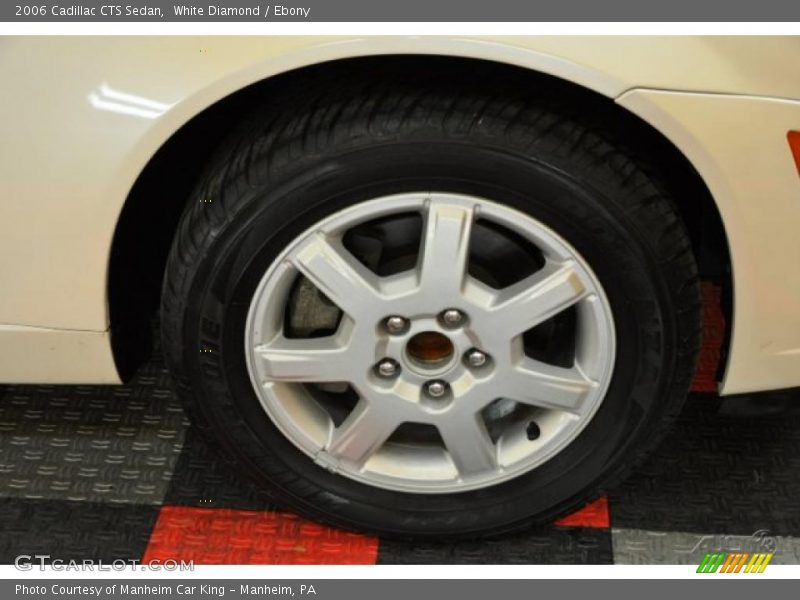 White Diamond / Ebony 2006 Cadillac CTS Sedan