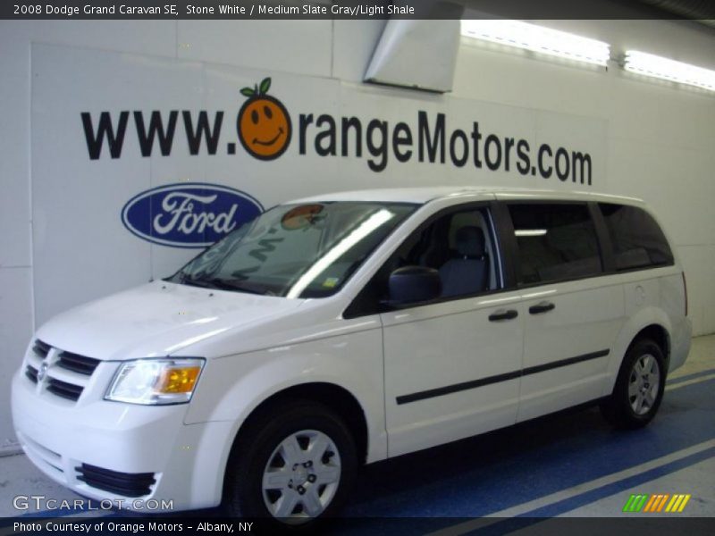 Stone White / Medium Slate Gray/Light Shale 2008 Dodge Grand Caravan SE