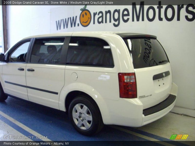Stone White / Medium Slate Gray/Light Shale 2008 Dodge Grand Caravan SE