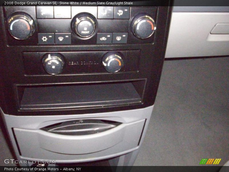 Stone White / Medium Slate Gray/Light Shale 2008 Dodge Grand Caravan SE
