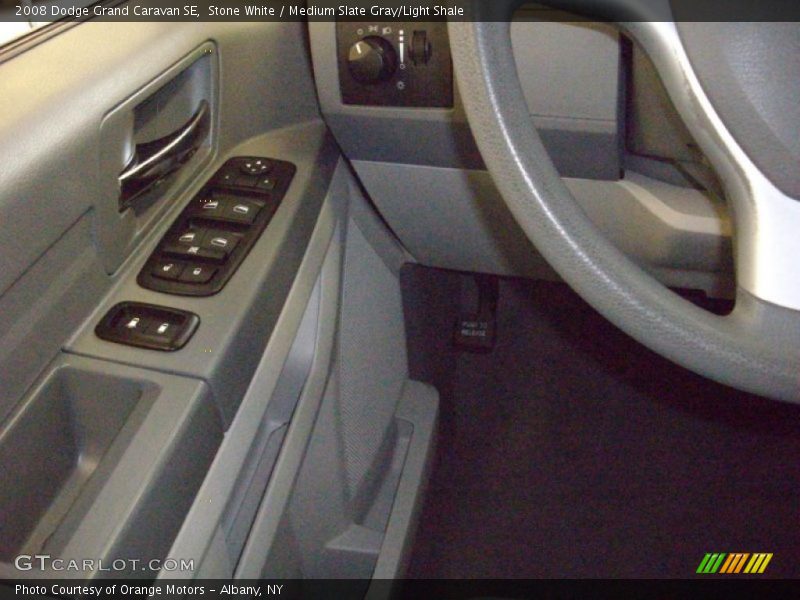 Stone White / Medium Slate Gray/Light Shale 2008 Dodge Grand Caravan SE