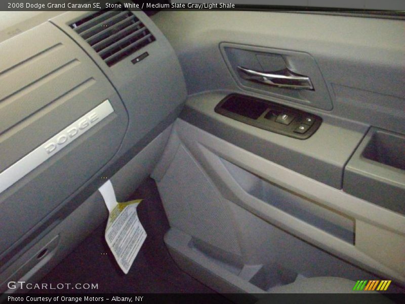 Stone White / Medium Slate Gray/Light Shale 2008 Dodge Grand Caravan SE