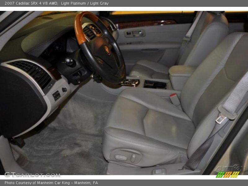 Light Platinum / Light Gray 2007 Cadillac SRX 4 V8 AWD