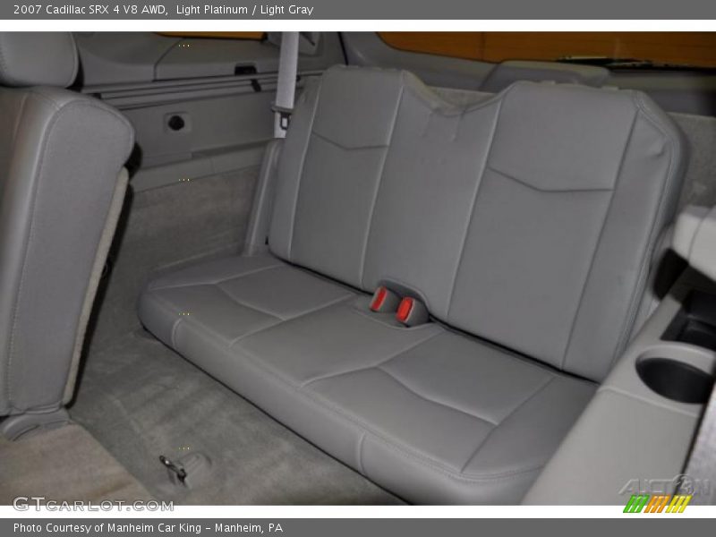 Light Platinum / Light Gray 2007 Cadillac SRX 4 V8 AWD