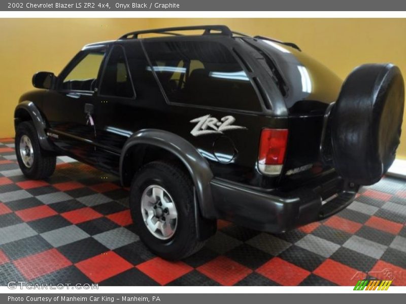 Onyx Black / Graphite 2002 Chevrolet Blazer LS ZR2 4x4