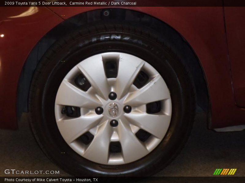 Carmine Red Metallic / Dark Charcoal 2009 Toyota Yaris 5 Door Liftback