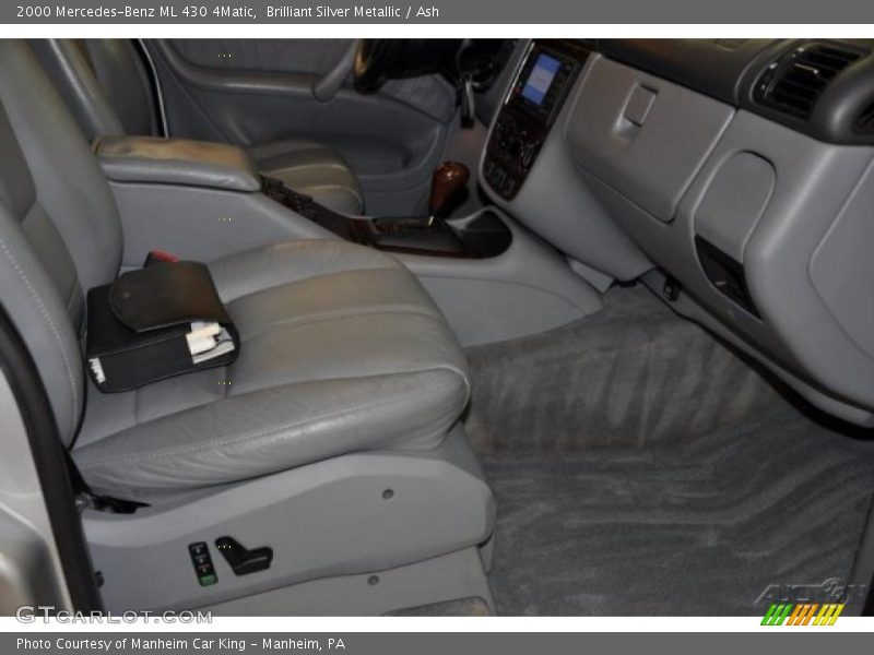 Brilliant Silver Metallic / Ash 2000 Mercedes-Benz ML 430 4Matic