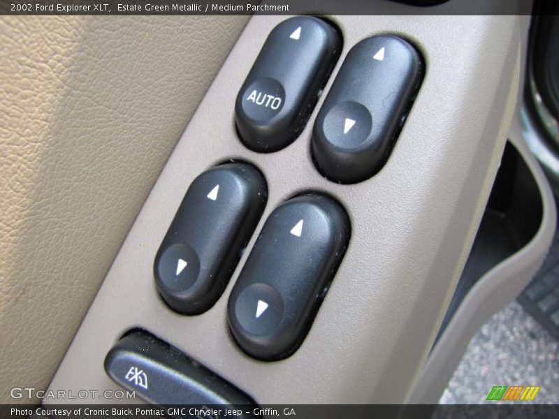 Estate Green Metallic / Medium Parchment 2002 Ford Explorer XLT