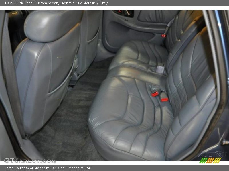 Adriatic Blue Metallic / Gray 1995 Buick Regal Custom Sedan