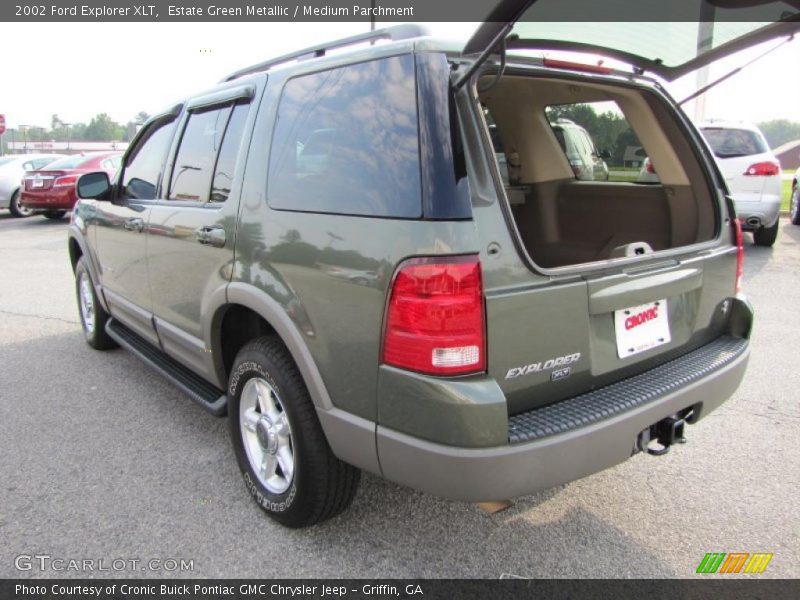 Estate Green Metallic / Medium Parchment 2002 Ford Explorer XLT