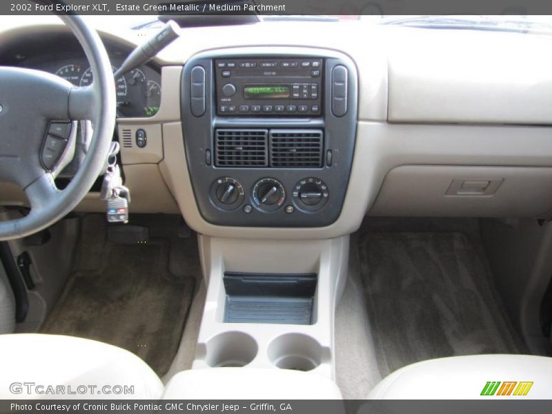 Estate Green Metallic / Medium Parchment 2002 Ford Explorer XLT