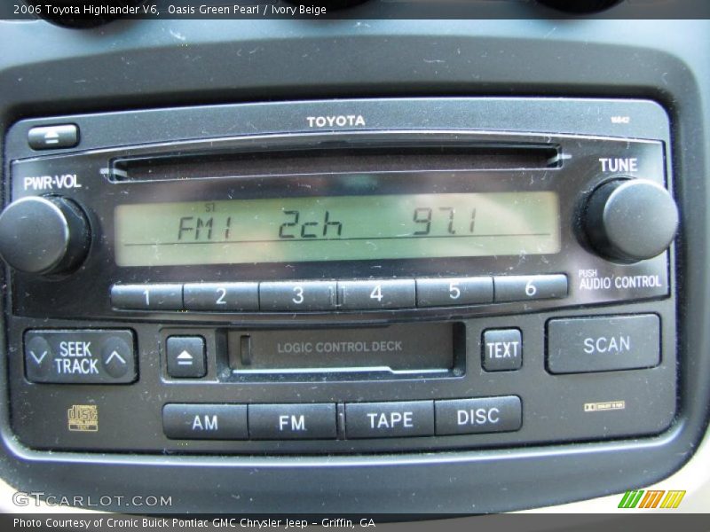 Oasis Green Pearl / Ivory Beige 2006 Toyota Highlander V6