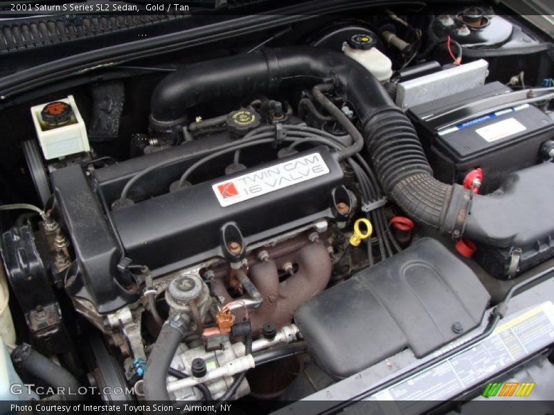 Gold / Tan 2001 Saturn S Series SL2 Sedan