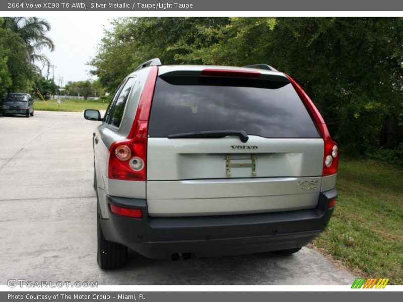 Silver Metallic / Taupe/Light Taupe 2004 Volvo XC90 T6 AWD
