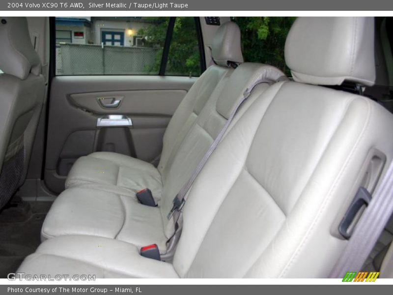 Silver Metallic / Taupe/Light Taupe 2004 Volvo XC90 T6 AWD