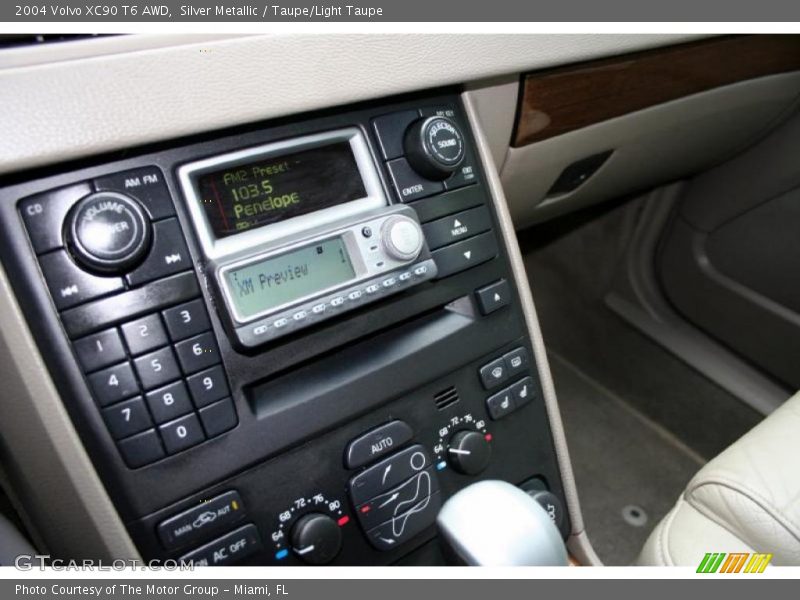 Silver Metallic / Taupe/Light Taupe 2004 Volvo XC90 T6 AWD